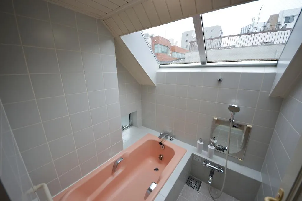 1/3Rd Residence Serviced Apartments - Harajuku Tokyo 0*,  Japan